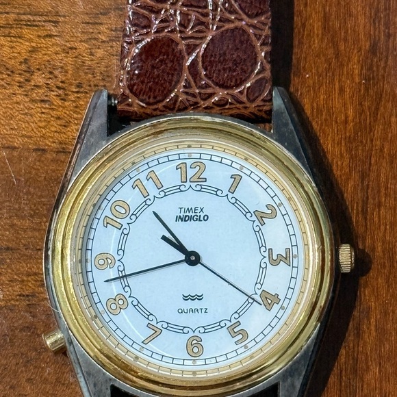 Timex Watch - Picture 2 of 8